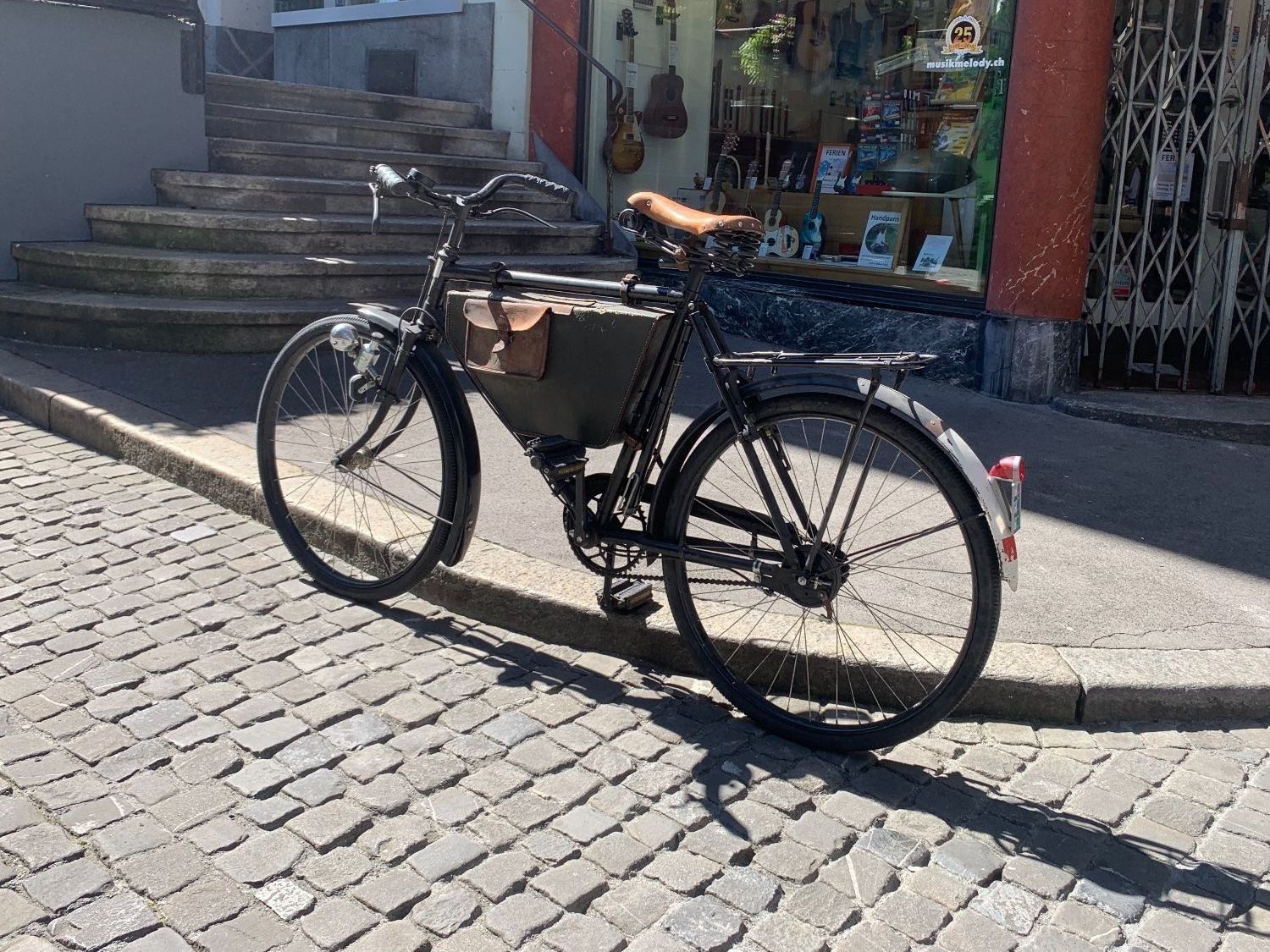 Schweizer Armee Biciclette: Militär Velo  Lieferung Gratis – Usato da Thun venduto da Thuno6