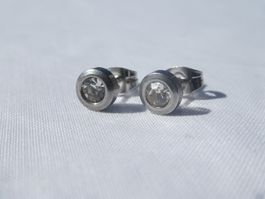 Ohrstecker mit Zirkonia, Modeschmuck / NEU