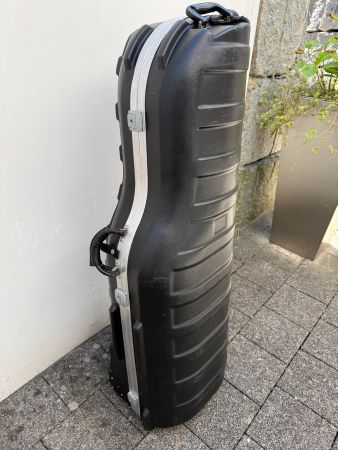 SKB Deluxe Standard Staff Golf Travel Case mit 2 Räder