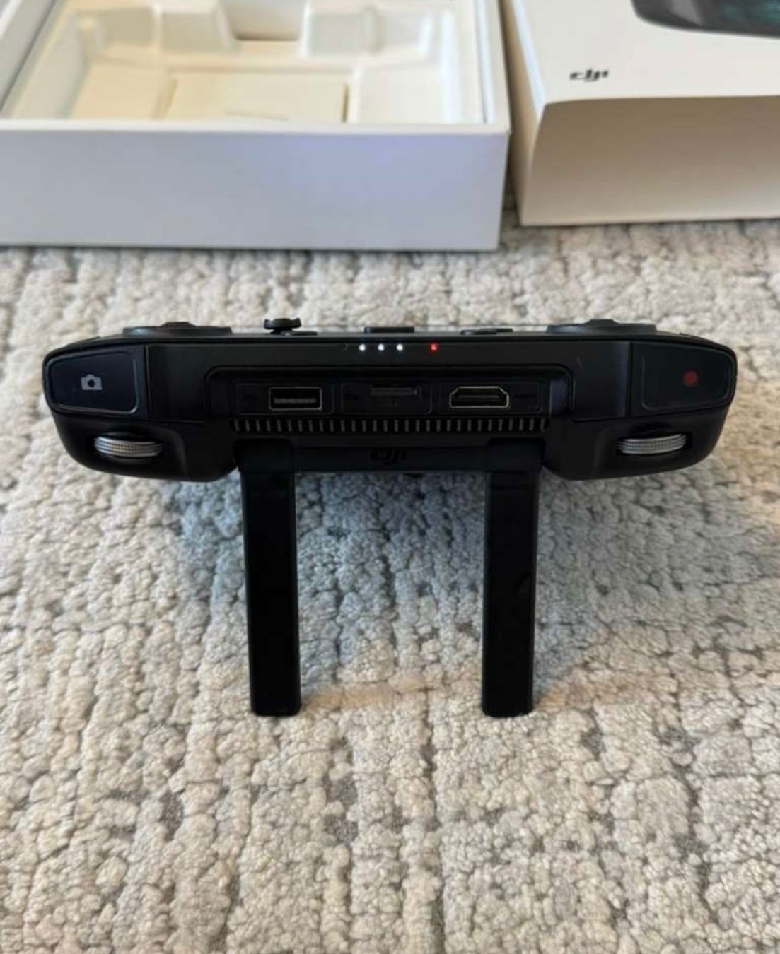 DJI Telecomando: DJI Smart Controller Fernbedienung – Usato da Adliswil venduto da Martina.Zelenakova 2