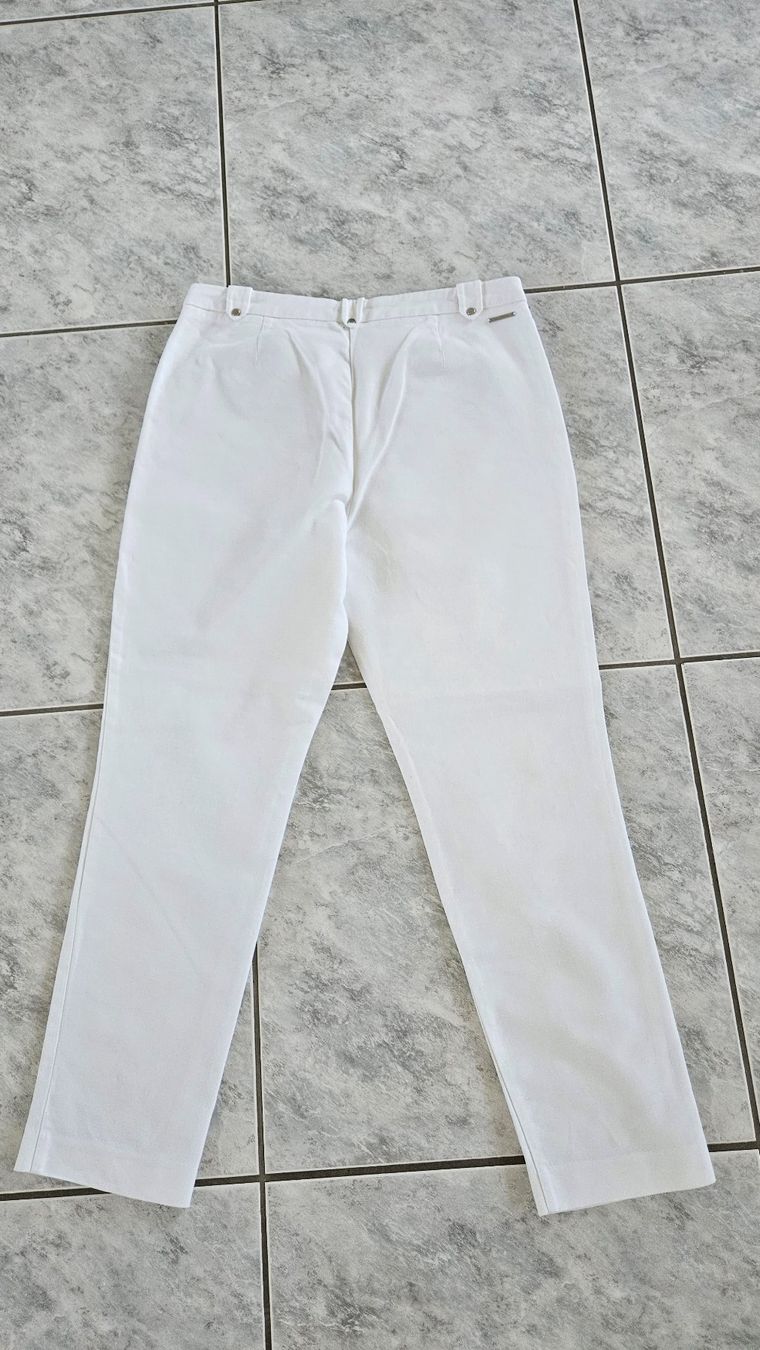 Hosen: Weisse Hose Gr. 40 Sommerhose – Gebraucht aus Gossau ZH von fashiontwo 2