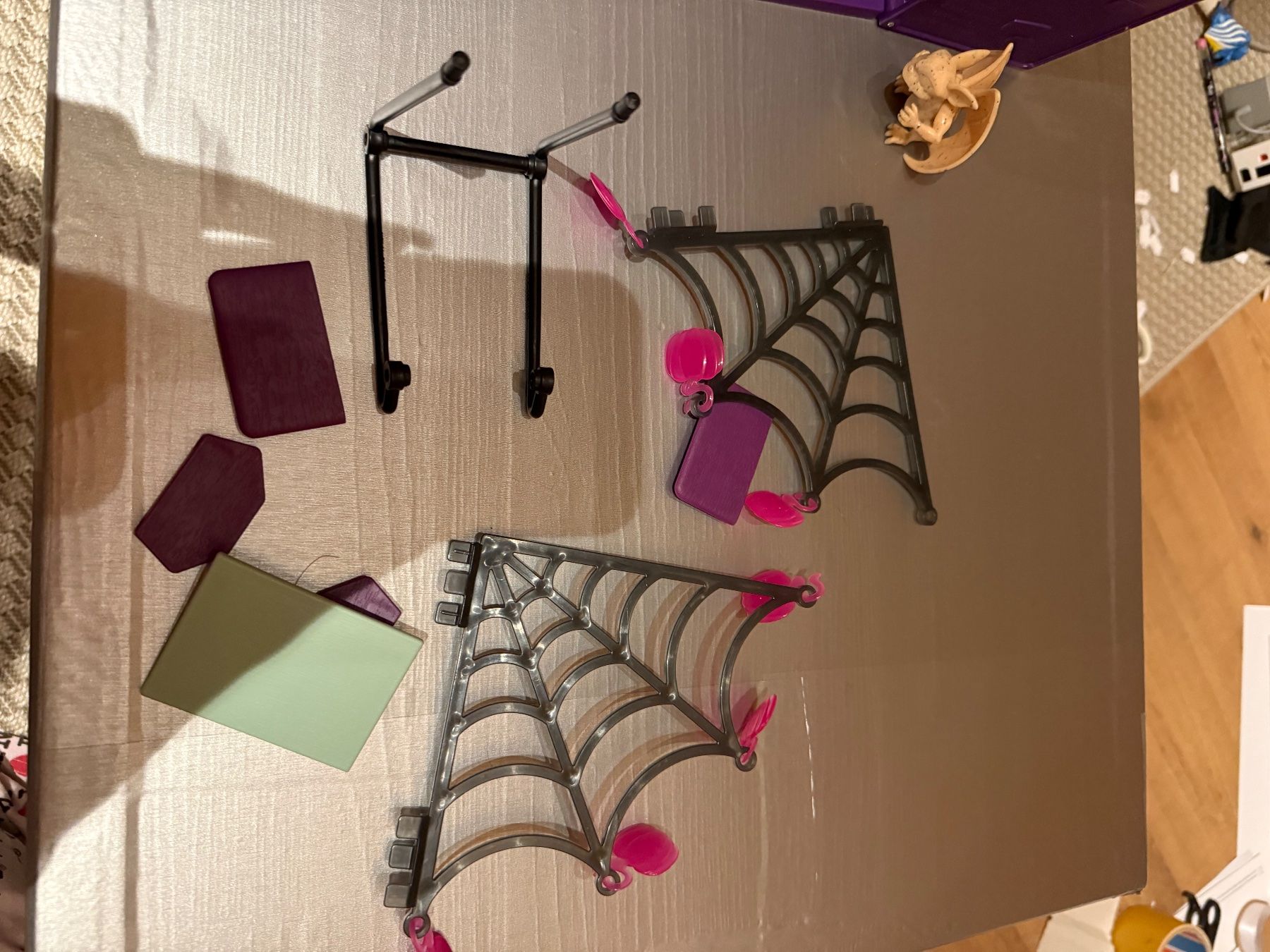 Mattel Casette per bambini: Monster High School G1 – Usato da Fribourg venduto da leaahrm 2
