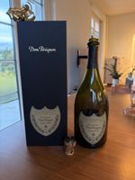 Leere Dom Perignon Flasche mit Box Vintage 2015