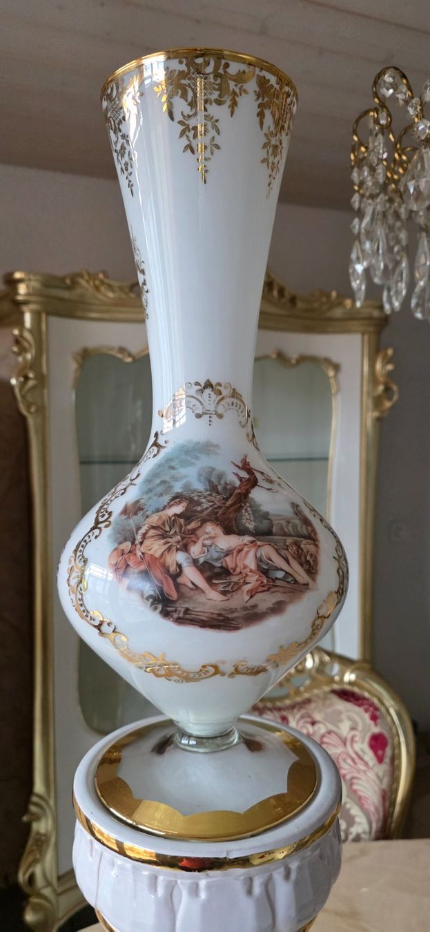 Vase & Récipients: Traumhafte Bauchvase auf Sockel – D'occasion à Kaufdorf par Nati-Nati 7