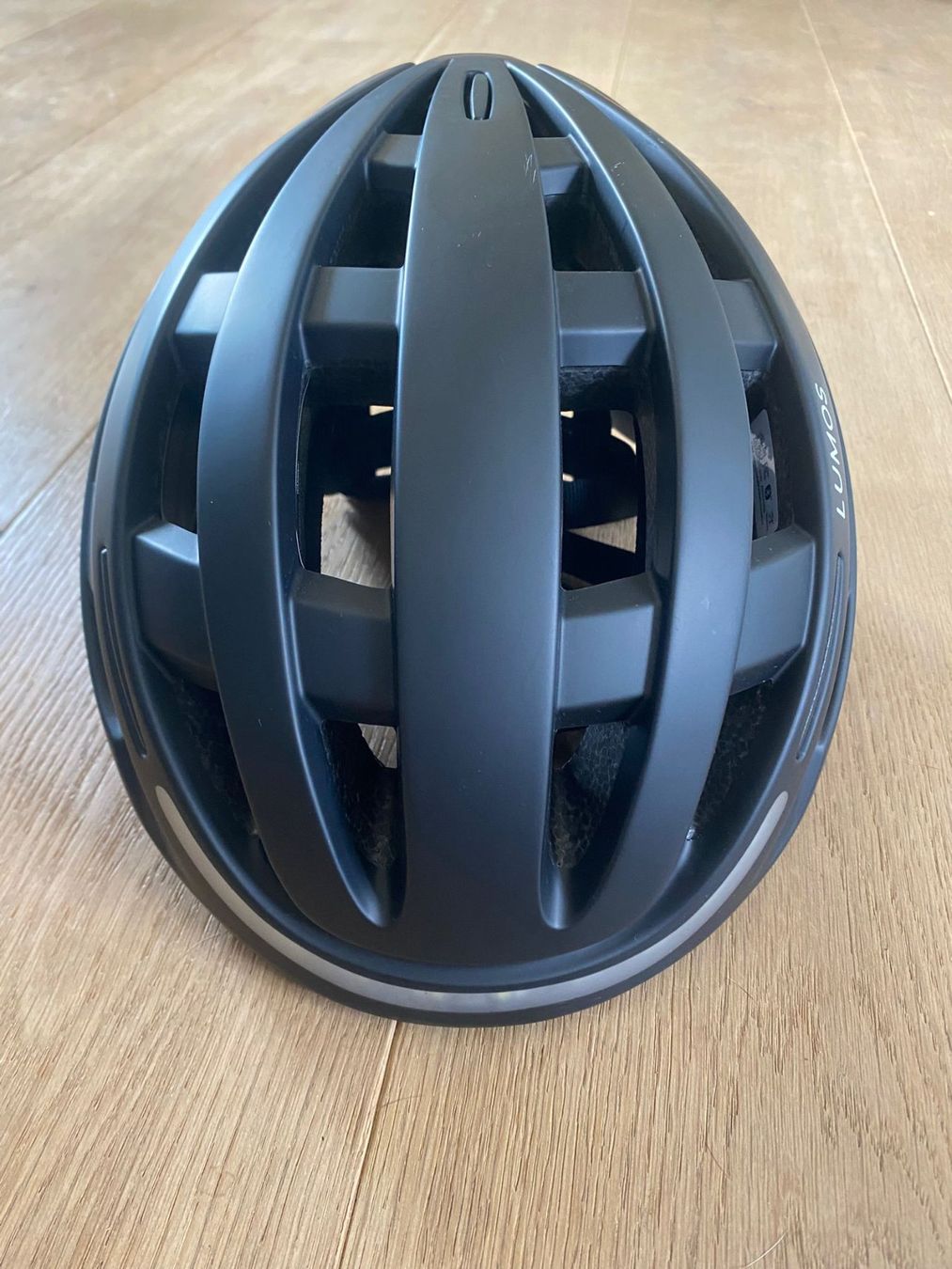 Caschi: Lumos Fahrradhelm mit Licht – Usato da Wangen an der Aare venduto da pat_2p5v 3