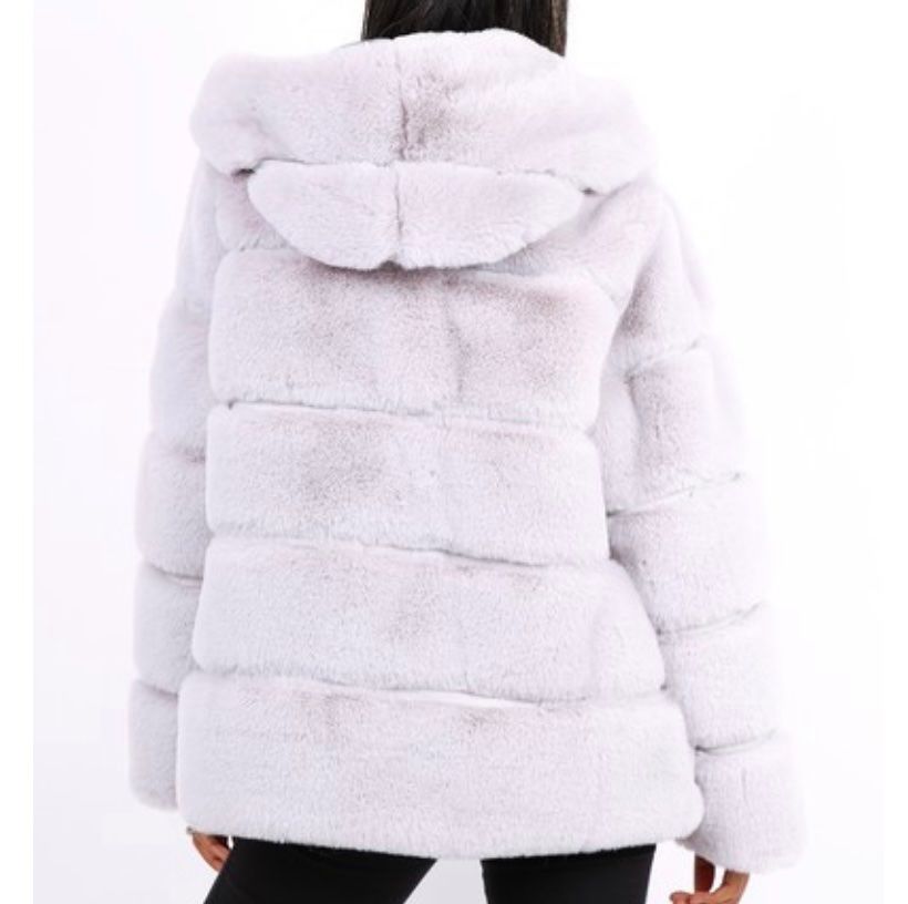 Cappotti: Veste fourrure camel, noire ou grise – Nuovo e nell'imballaggio originale da Petit-Lancy venduto da mina222 7