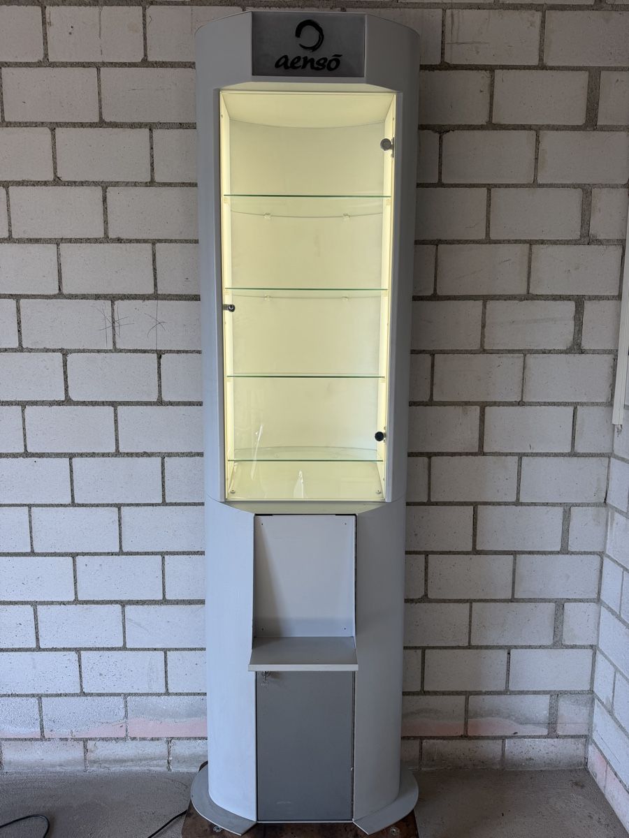 Vetrine: Präsentation Vitrine – Usato da Hittnau venduto da Dbitte
