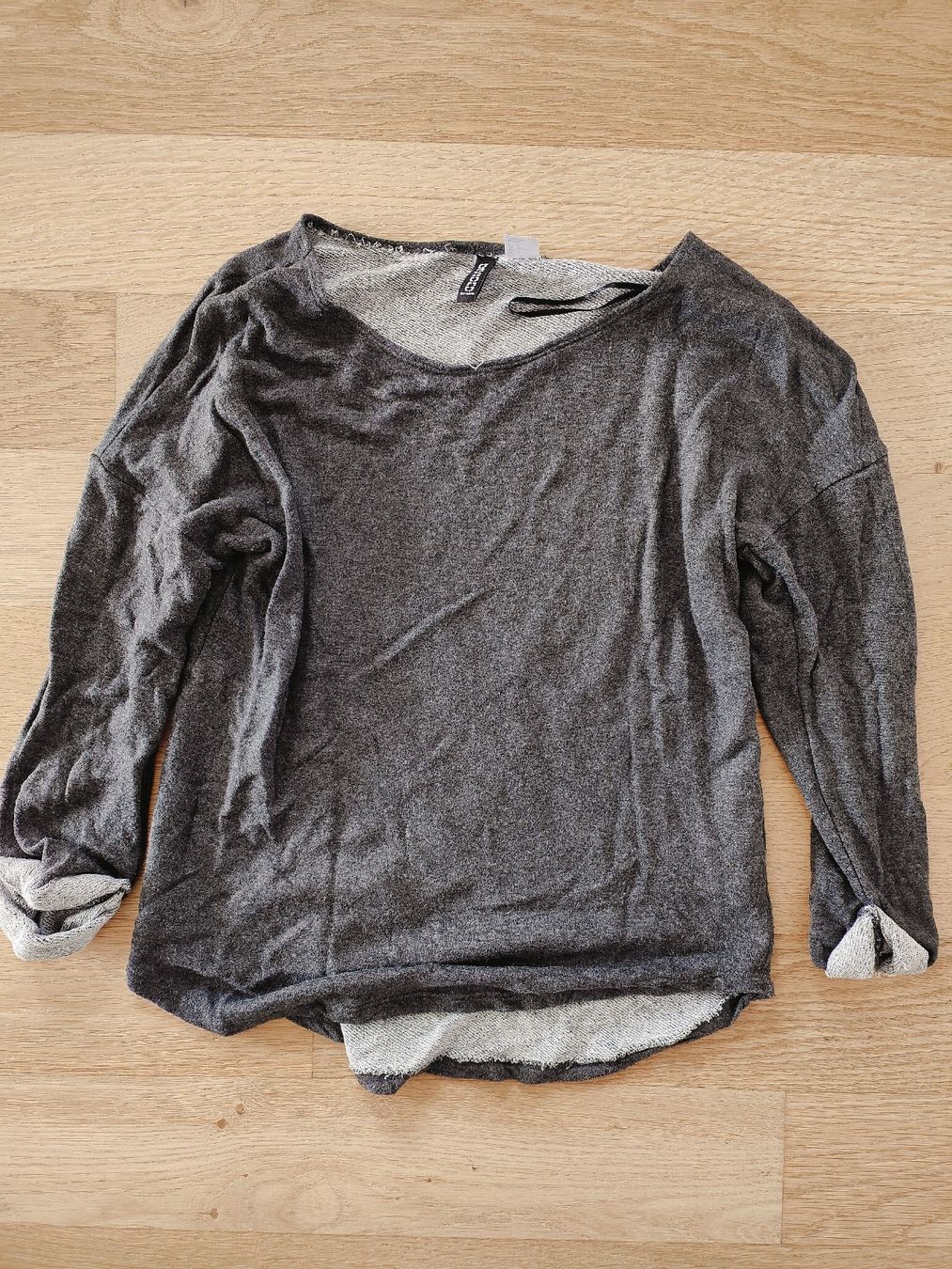 T-Shirts: Langarm Damen Shirt – Gebraucht aus Birmensdorf ZH von LucaToni02