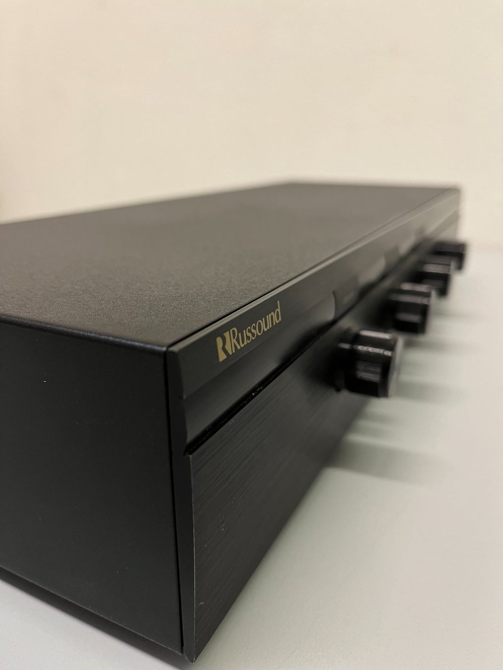 Ricevitori: Russound SDB-4.1 Lautsprecherumschalter – Usato da Hochdorf venduto da av-electronics 1