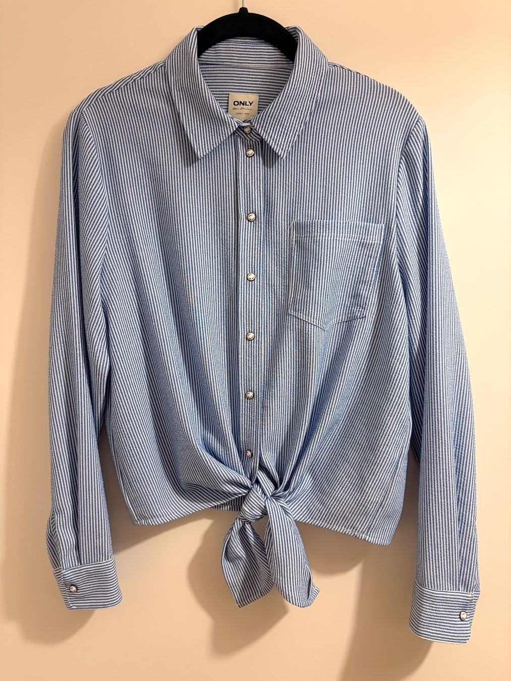 Only Camicette: Only Bluse Grösse M – Nuovo (secondo la descrizione) da Burgdorf venduto da Amiir83 1