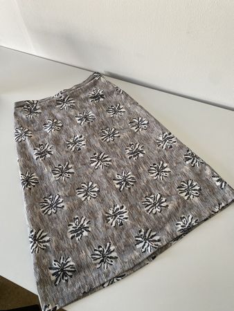 Sommerlicher vintage Rock mit Blumenmuster, Grösse 38,