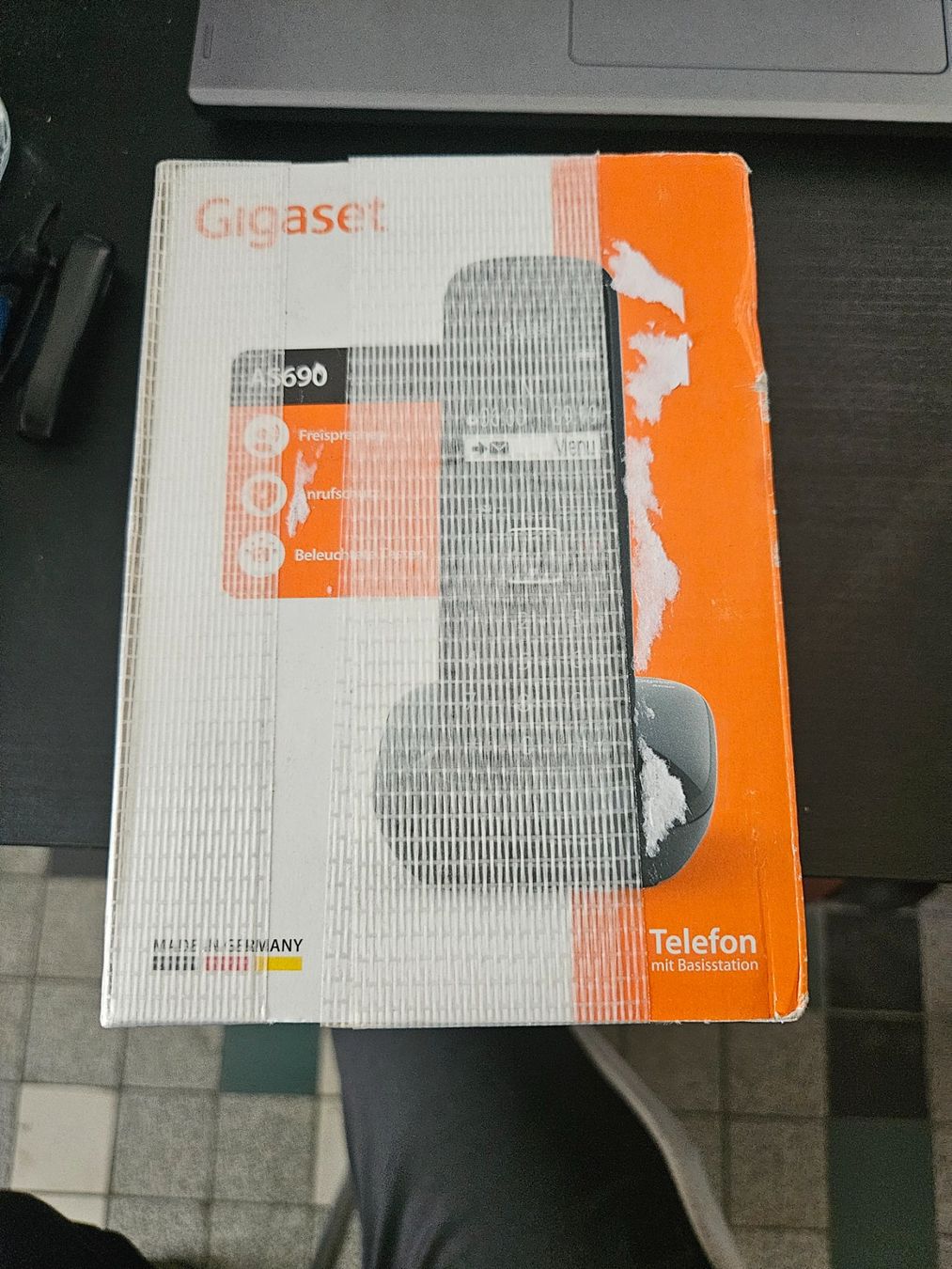 Gigaset Telefoni: Gigaset AS690 Schnurlostelefon mit Basisstation – Nuovo (secondo la descrizione) da Wikon venduto da Mr.Saxer