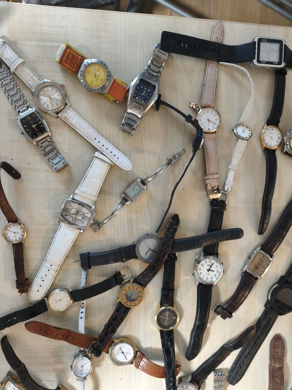 Uhren: Armbanduhr  – Gebraucht aus Kreuzlingen von dad_9x7b 4