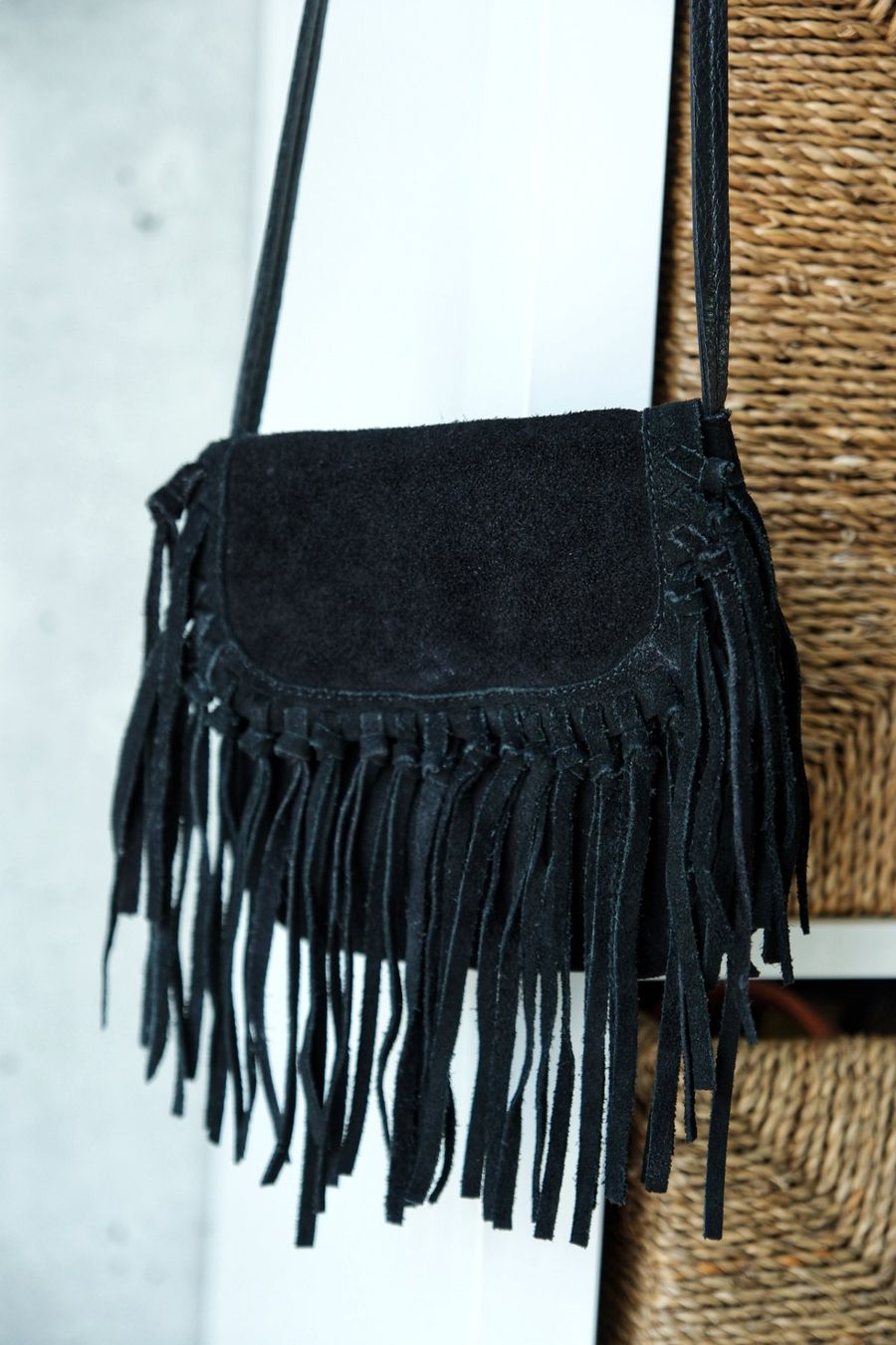 Pieces Borse da donna: Tasche mit Fransen schwarz PIECES – Usato da Wohlen AG venduto da Exitburn