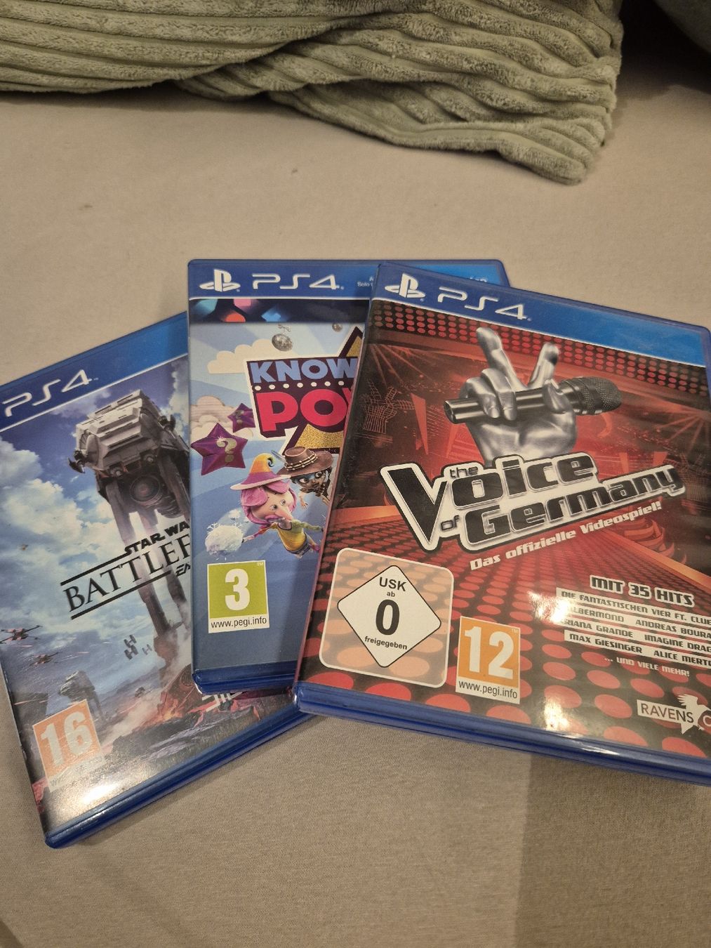 Giochi: 3 PS4 Spiele: The Voice, Knowledge, Star Wars Battlefront – Usato da uetikon am see venduto da jam_5tcn