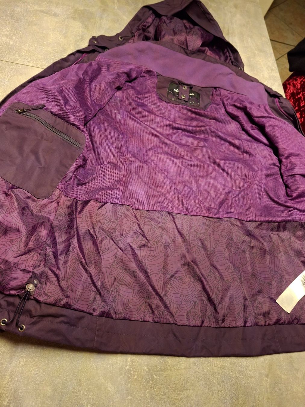 Decathlon Jacken: Veste avec capuchon taille M marque Quechua - Decathlon – Gebraucht aus Villiers von san_jn5w 1