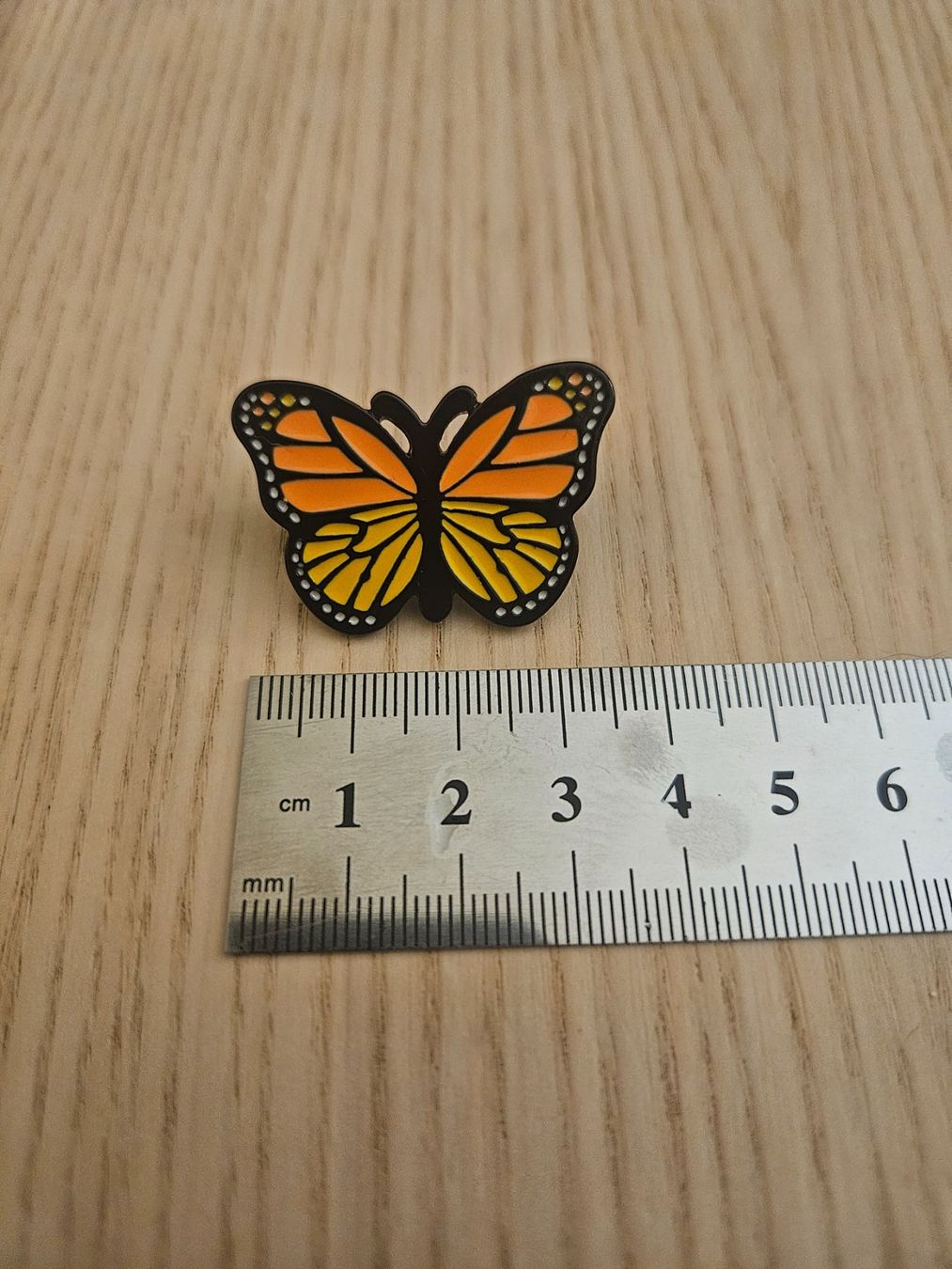 Plaketten & Abzeichen: Schmetterling Pin Badge Anstecker – Gebraucht aus Luzern von Lucan_Valerius