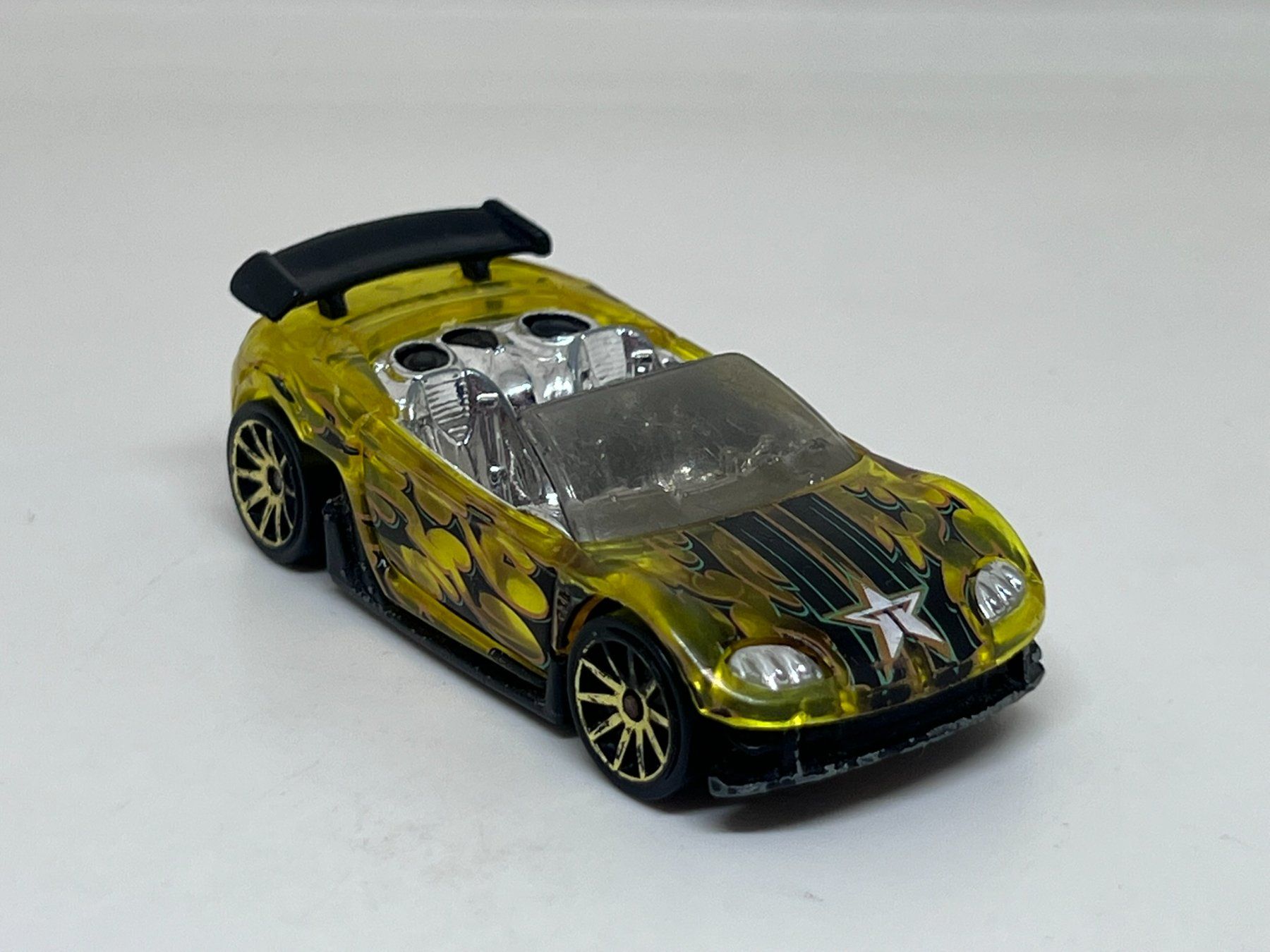 Hot Wheels Modellini d'auto: Hot Wheels Trak-Tune #170 – Usato da Wildegg venduto da LaaBoutique