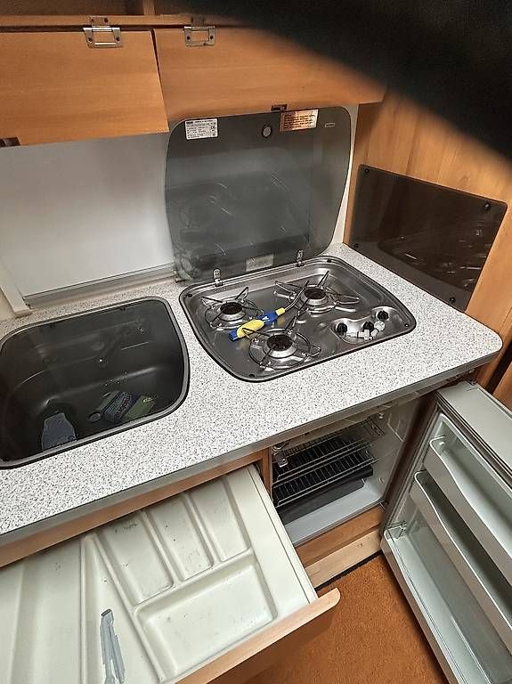 Veicoli da campeggio: Wohnwagen  – Usato da Ganterschwil venduto da CS-150 4