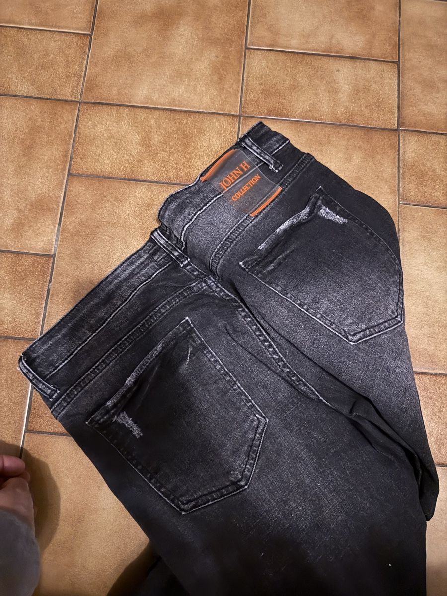 Jeans: Jean John H Taille 36 kilyan  – Usato da Veyrier venduto da kimedovapa 2