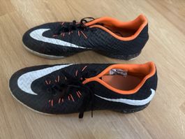 Nike - baskets de football- taille 44