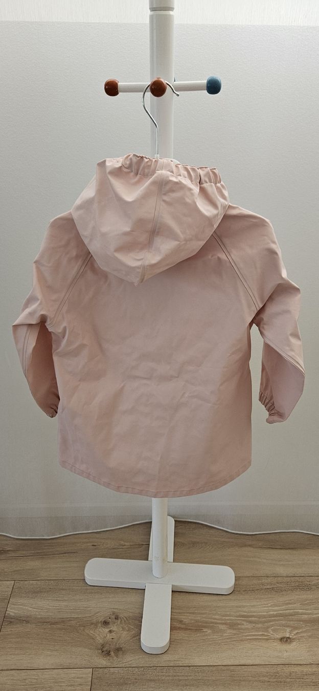 H&M Giacche & Cappotti: Regenjacke – Usato da willisau venduto da BALE84 1