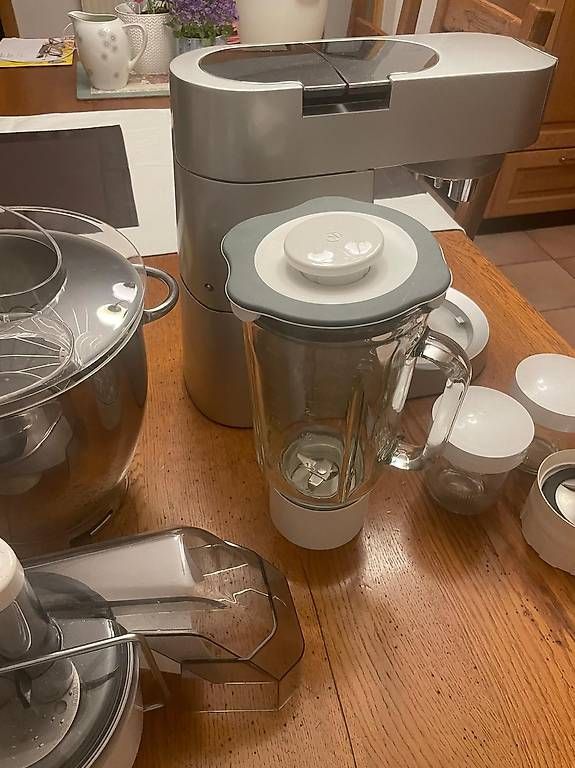 Elettrodomestici da cucina: Kenwood Major swiss edition – Usato da Romont FR venduto da AND___1 2