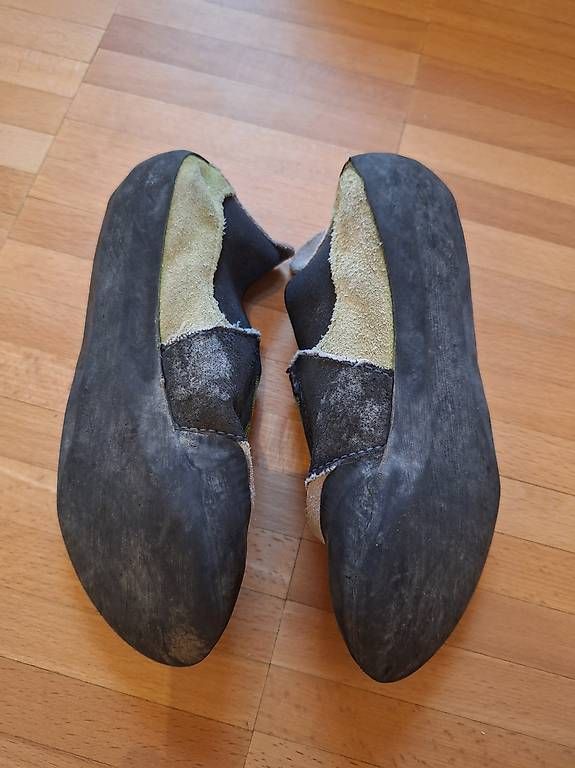 Scarpe per ragazzi: Kinder Kletterschuhe Simond Rock Junior Gr. 32 – Usato da Baar venduto da kneedeep 1