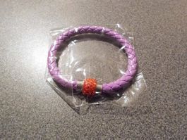 Armband lila, orange Steinchen
