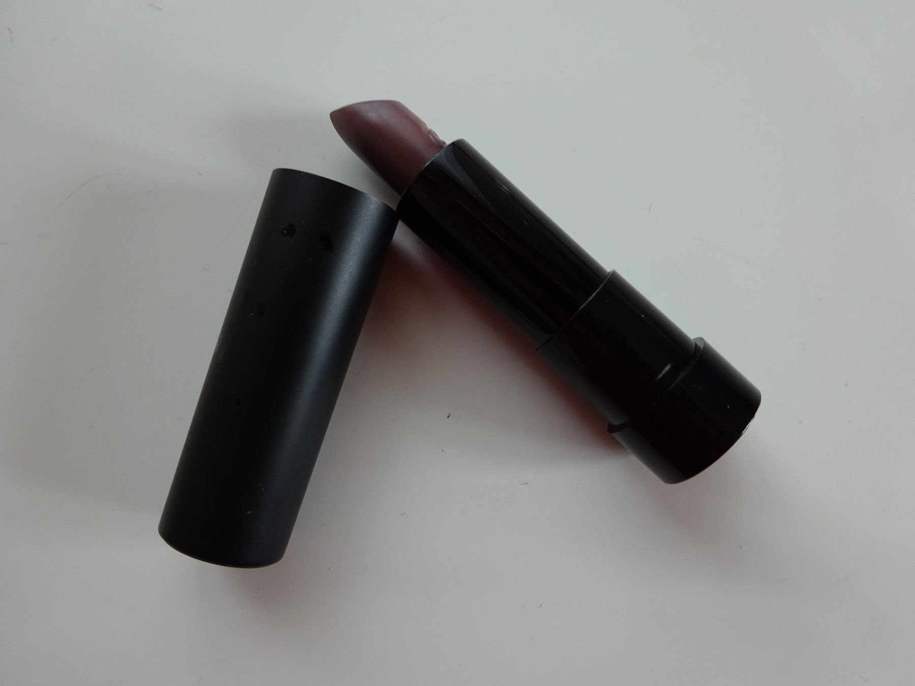 Make-up: Lippenstift/Long Lasting – Nuovo e nell'imballaggio originale da Rothrist venduto da Mistery1