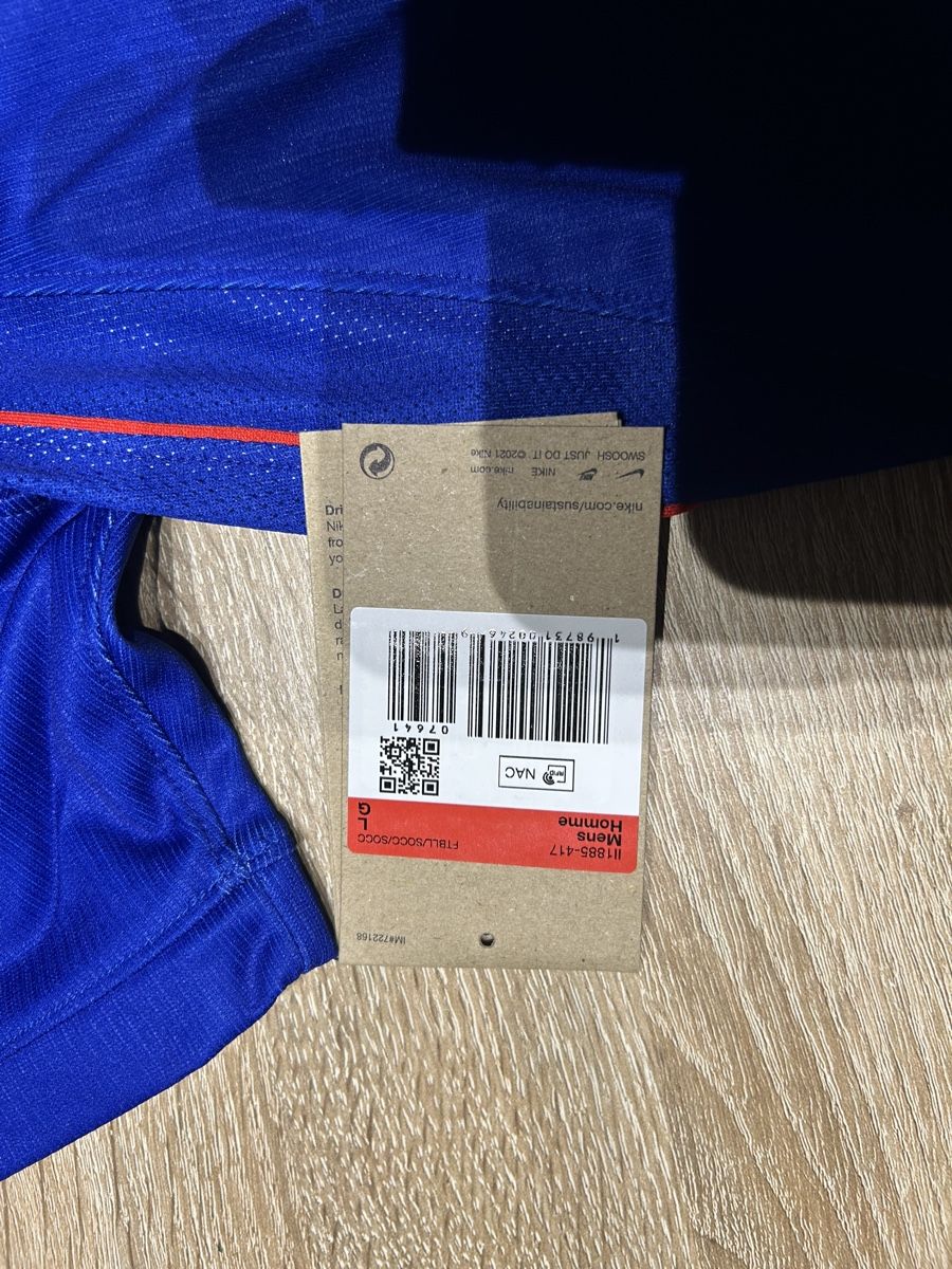 Nike Leibchen & Hosen: Maillot de foot  – Neu und originalverpackt aus Yvorne von loulou2002 3