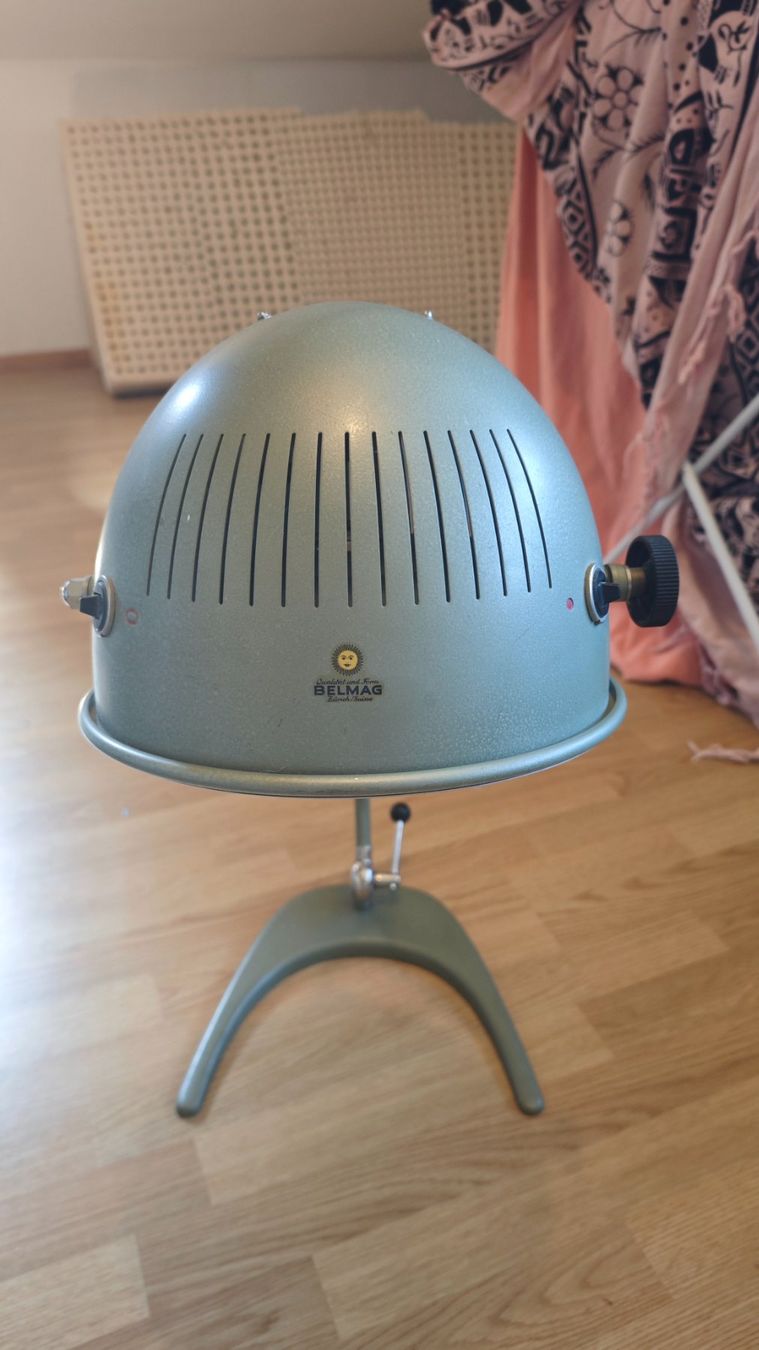 Belmag Lampade: Lampe Belmag – Usato da Neuchâtel venduto da Salseroni 1