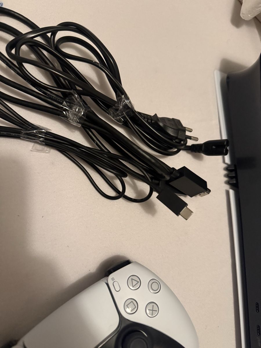 Sony Konsolen: Ps5 pro version disque  – Gebraucht aus La Chaux-de-Fonds von DarvinchiX 4