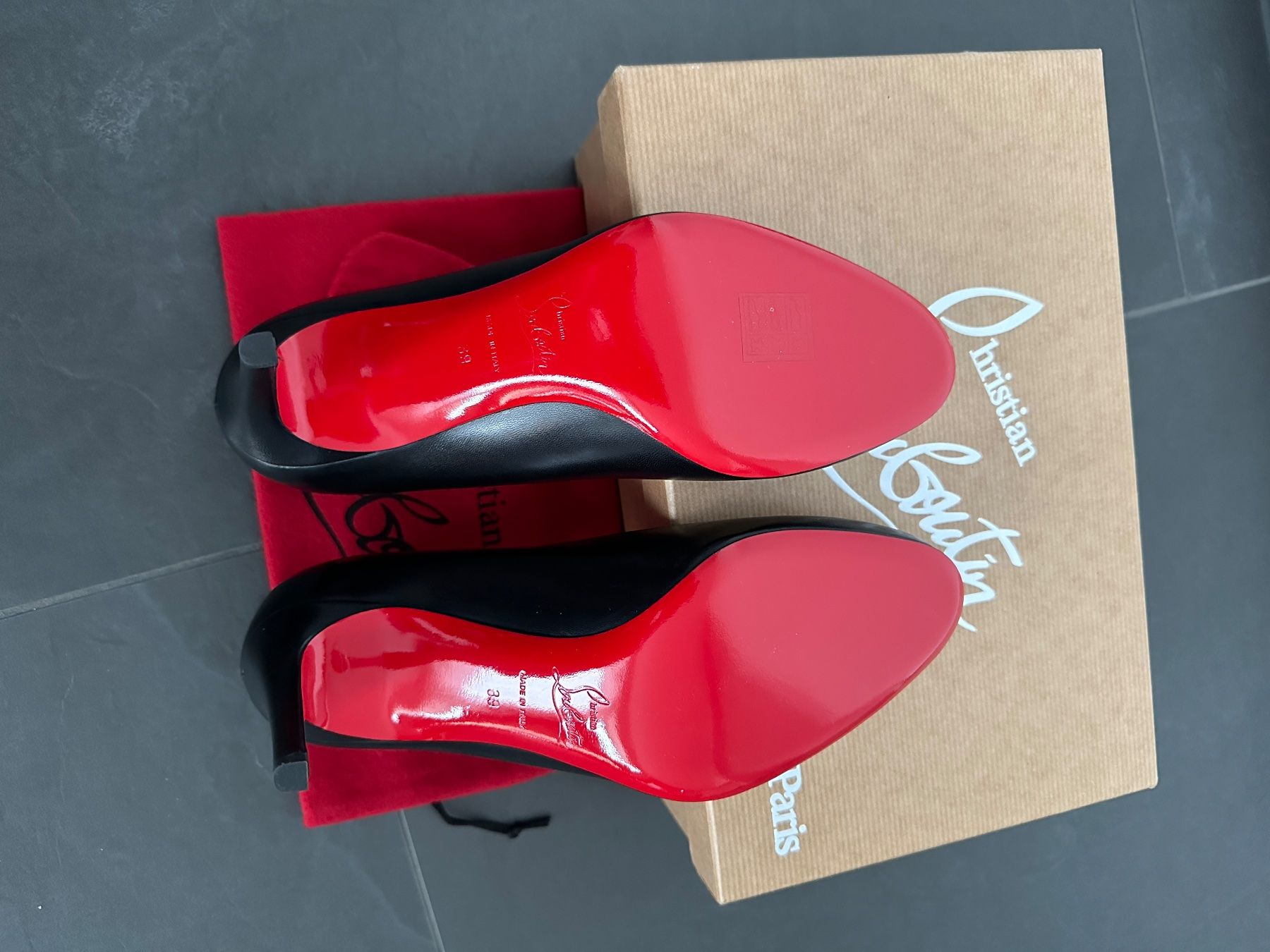 Christian Louboutin Scarpe da donna: Louboutin Simple Pump 85 Kid Black, Grösse 39 – Nuovo e nell'imballaggio originale da Meilen venduto da Howart 1