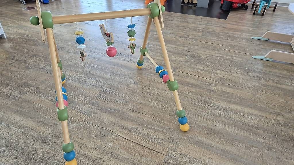 Spielmatte: **neu** Spielbogen aus Holz – Gebraucht aus Immensee von ser_8529