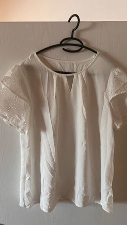 💕Schönes Spitzenshirt / Gr. 44