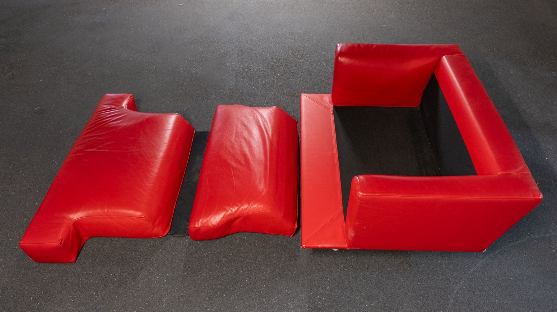 Divani: Designer-Sofa, 2-Sitzer, echtes Leder, Rot – Usato da Solothurn venduto da RolCardo 6