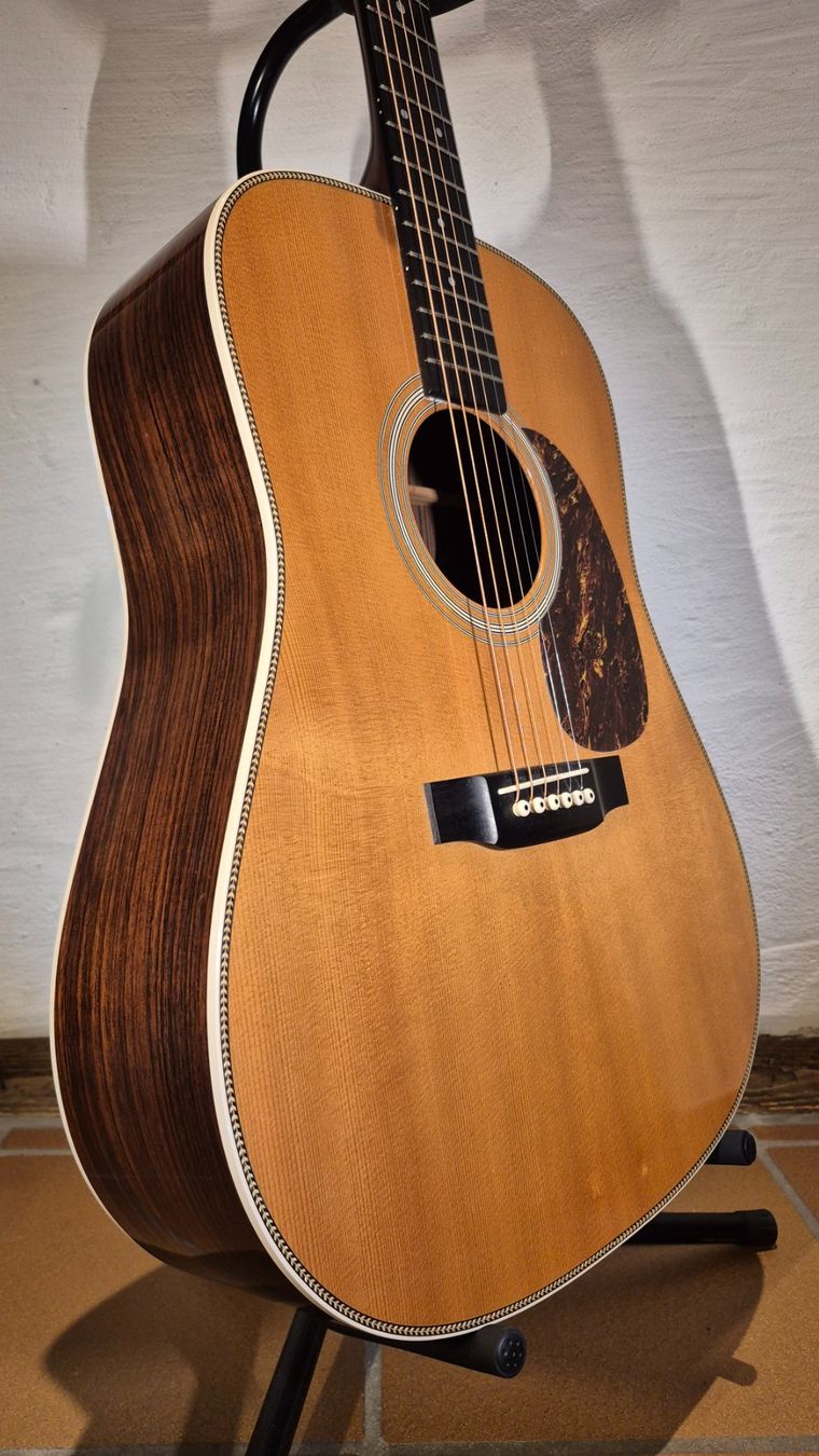 Martin & Co. Musikinstrumente: Western Gitarre Martin HD-28 2004 – Gebraucht aus Winterthur von NorrSydGuitars 6