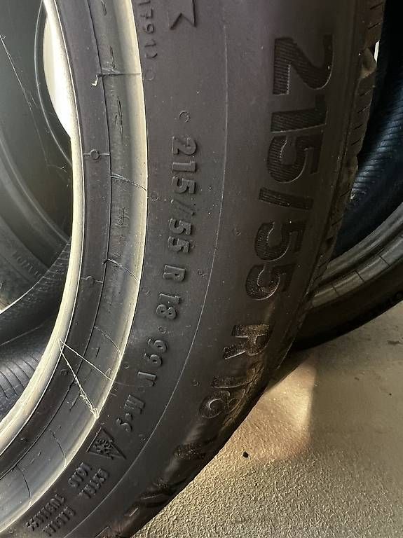 Pneumatici & Ruote complete: 215/55 R18 Winterreifen – Usato da Sursee venduto da gas_8n5t 1