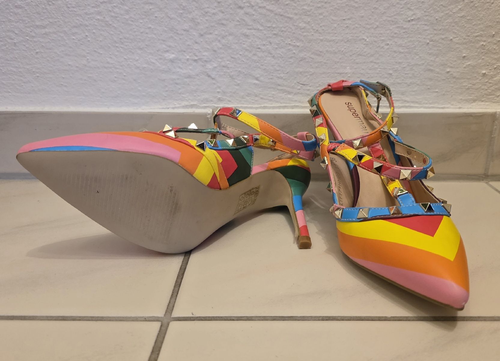 Scarpe da donna: Farbige Heels von Super Mauro – Usato da Effingen venduto da coc_7c9b 1