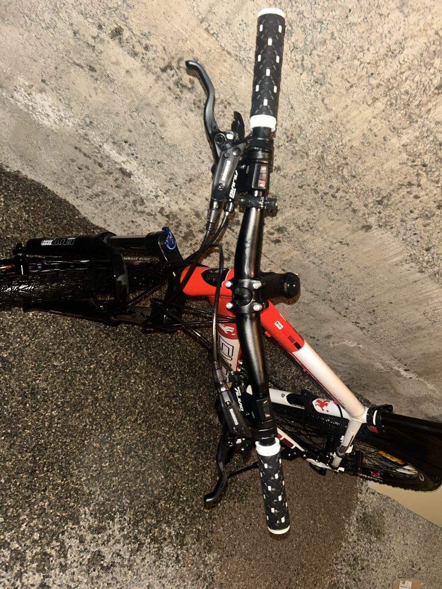 Velos: Mountainbike – Gebraucht aus schaffhausen von xja_8fwh 4