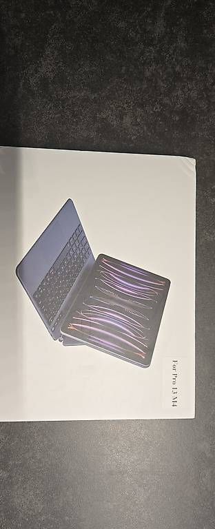 Apple Covers & Taschen: IPAD M4 13"  Hülle mit Tastatur – Gebraucht aus winterthur von runak.j 3