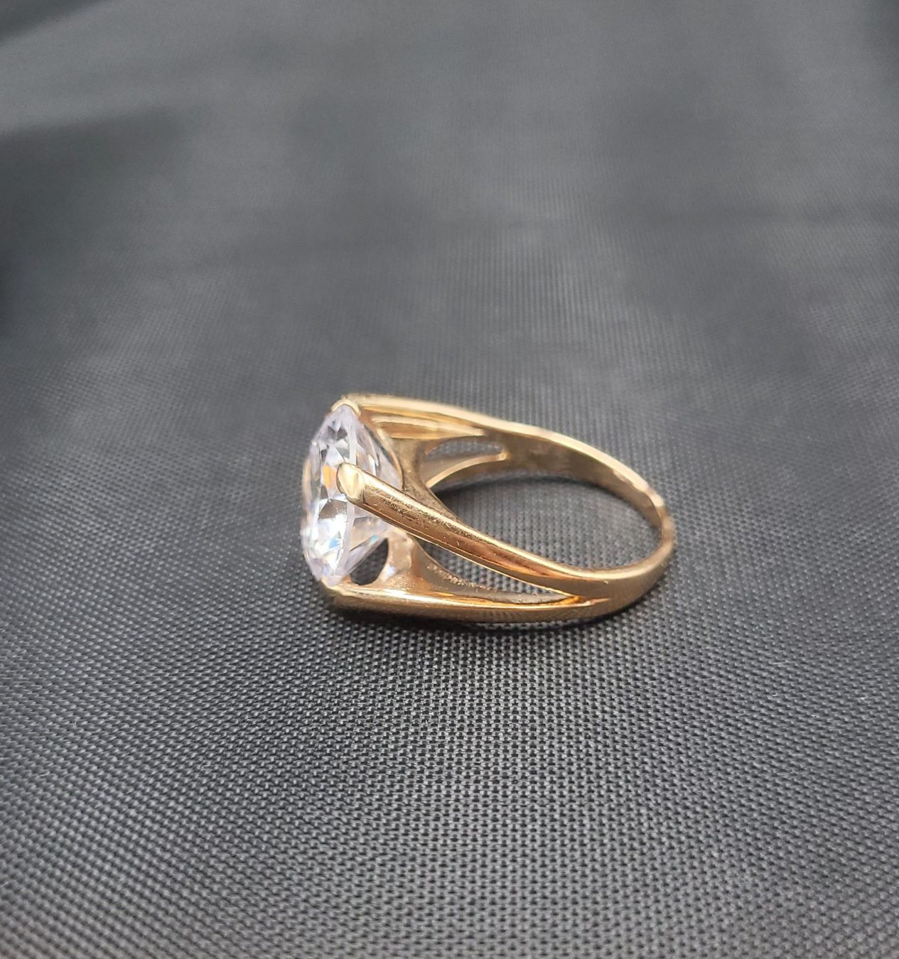 Anelli: 585 Rose Gold Solitär Ring Mit Stein – Usato da Wald ZH venduto da Dasilver 2