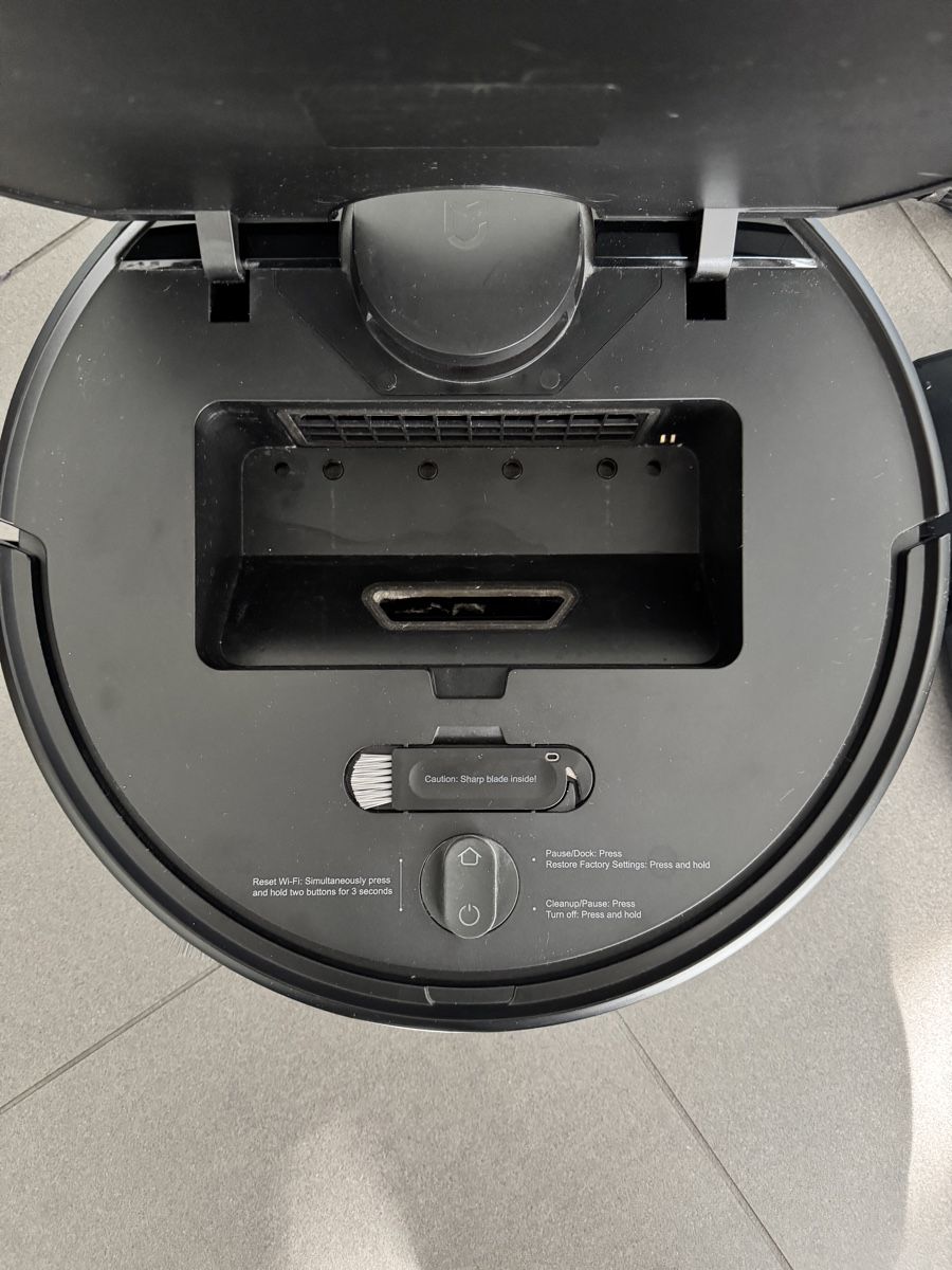 Xiaomi Aspirapolveri & Accessori: Xiaomi Mi Robot Vacuum-Mop P Saugroboter – Usato da Killwangen venduto da MartinD. 3