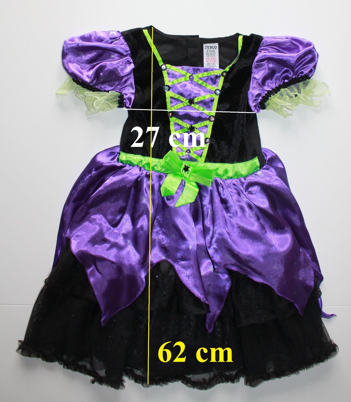 Costumi: Costume sorcière / Hexe t. 2 - 3 ans – Usato da Peseux venduto da CoolShoping 2