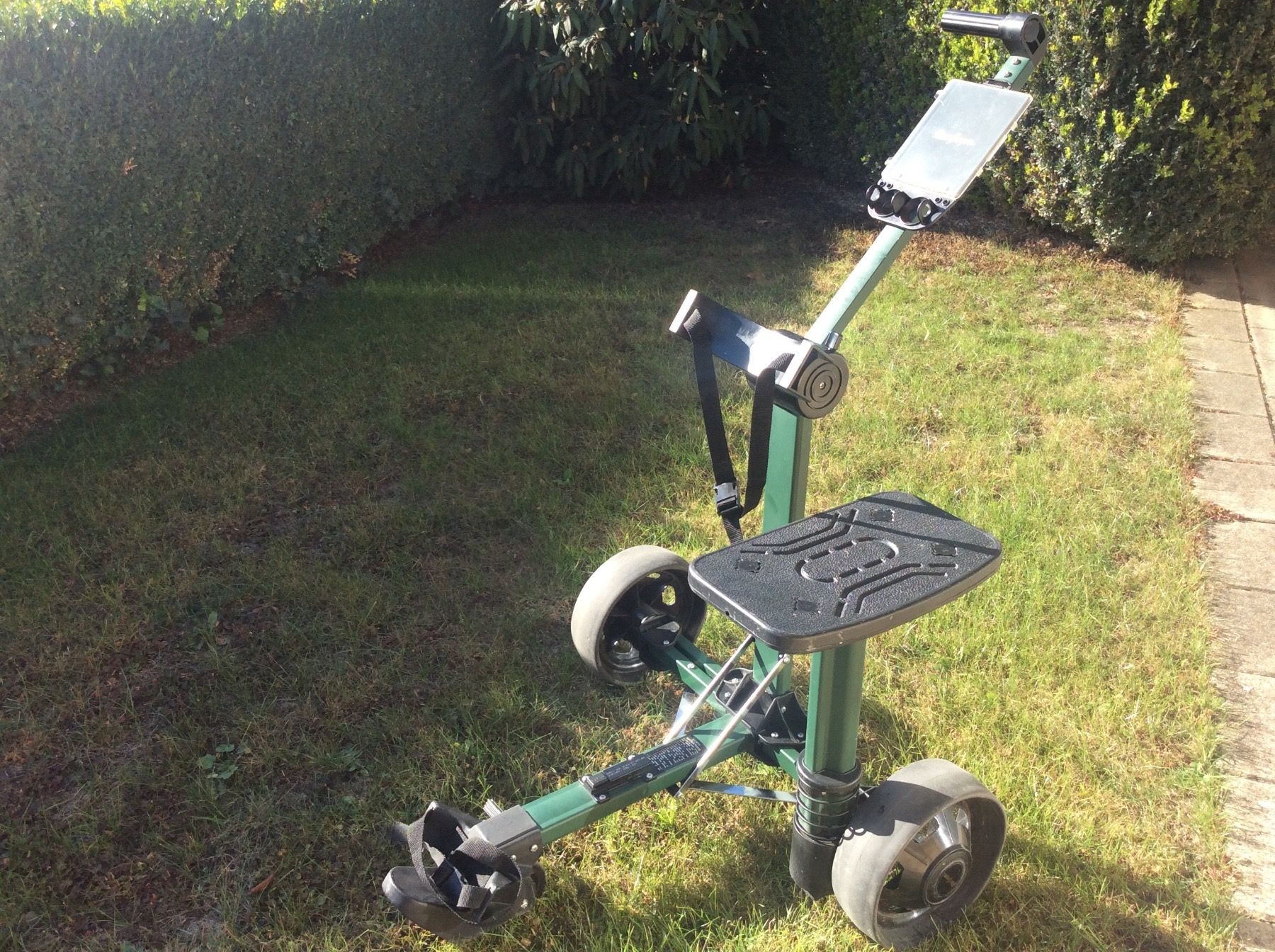 Trolleys: Golf-Push- Trolley mit Sitz, MacGregor – Gebraucht aus Schaffhausen von pbrunos1