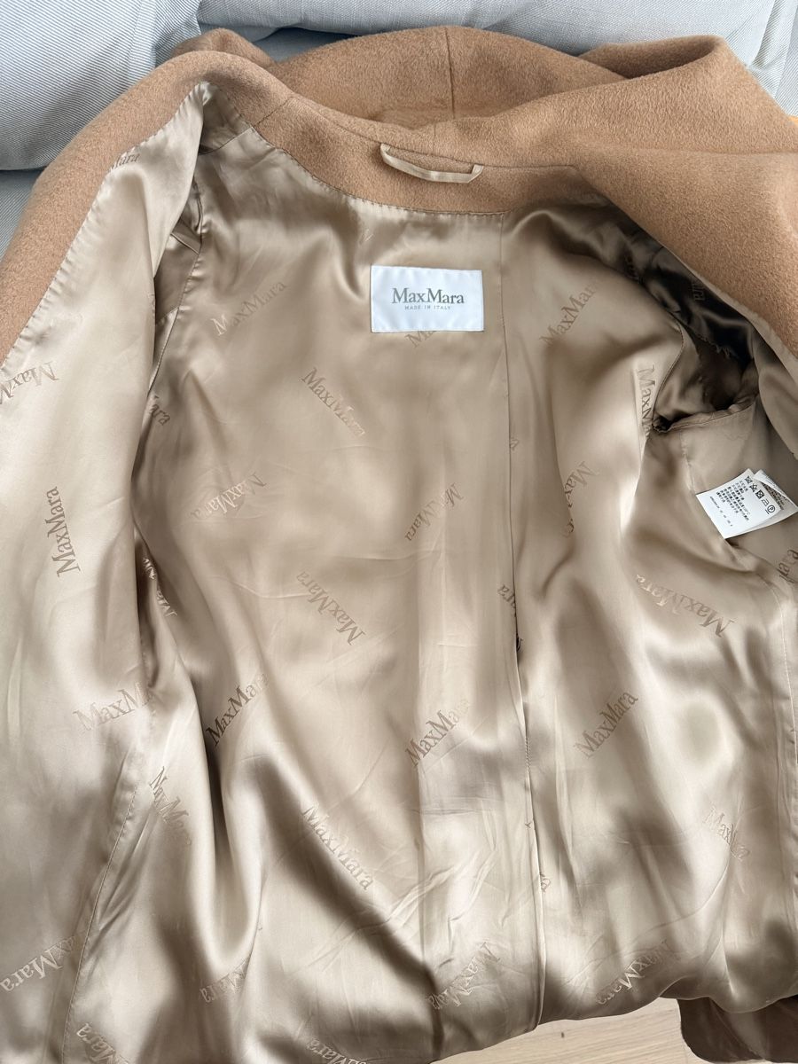 Max Mara Cappotti: Max Mara Camel robe coat  – Nuovo (secondo la descrizione) da Nyon venduto da dar_lck7 3