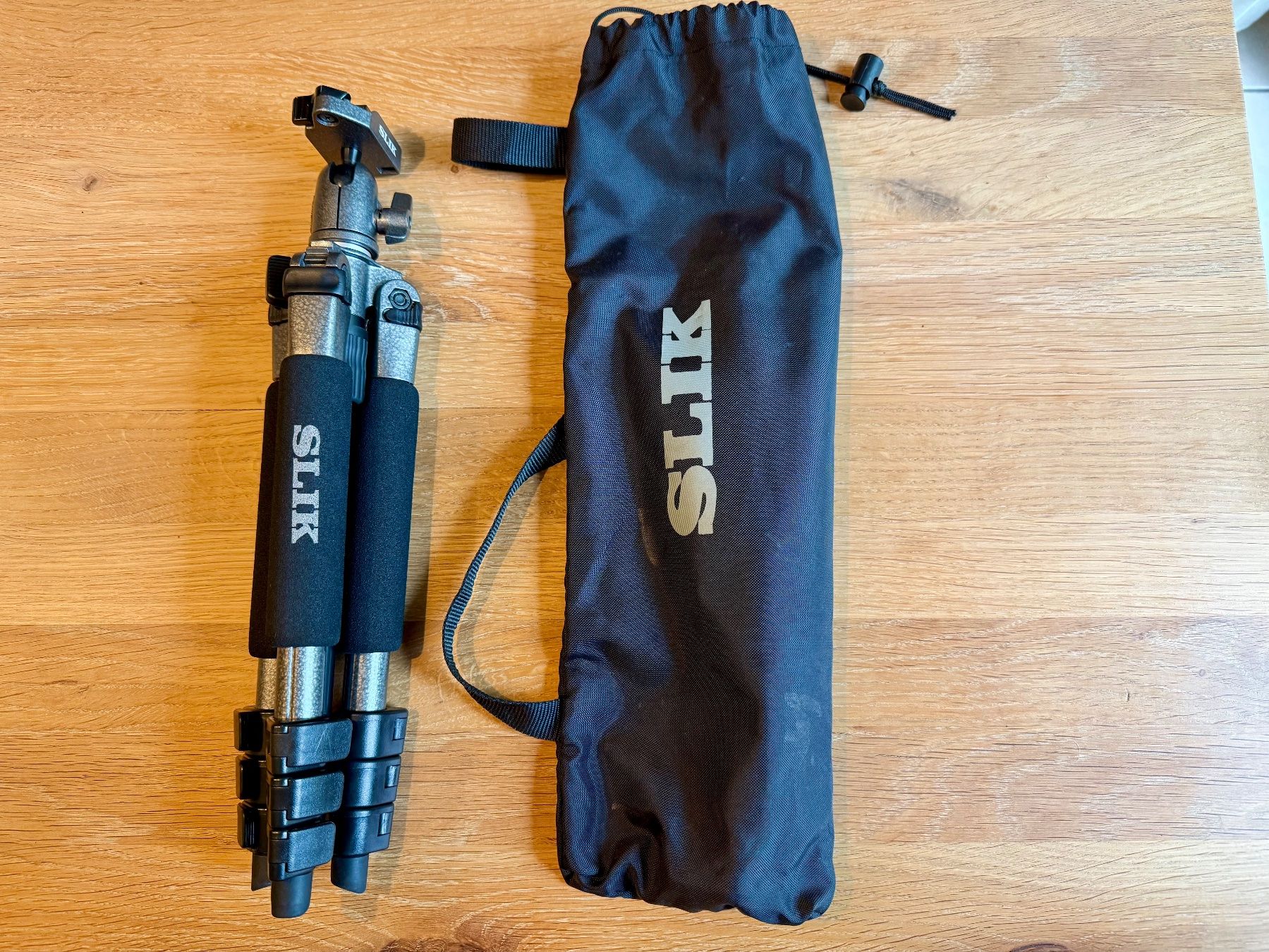 Trépieds & Accessoires: Stativ Slick Sprint Mini II – D'occasion à Gipf-Oberfrick par MosSixtieOne