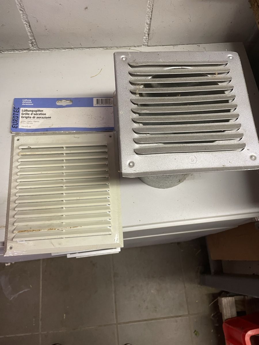 Ventilazione: Lüftungsgitter 2x – Usato da Felben-Wellhausen venduto da pisa08
