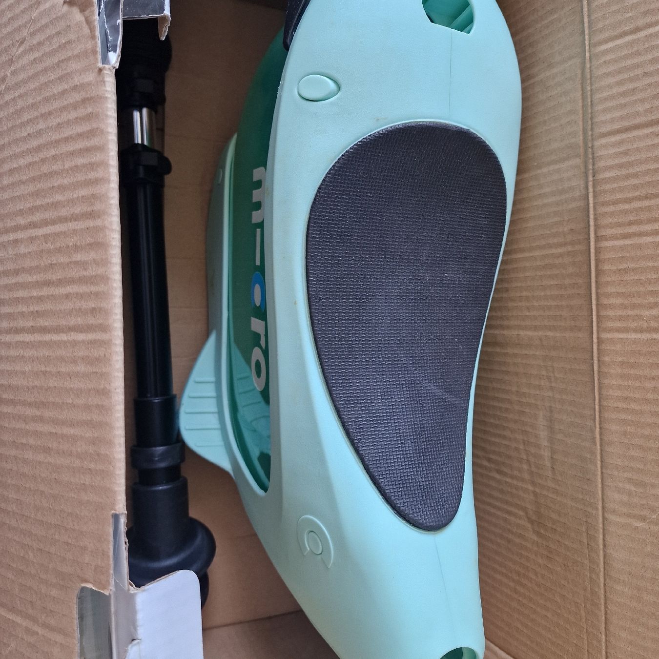 Scooter: Micro Mini2Go Deluxe Plus Scooter mint gebraucht – Usato da Muri AG venduto da MrsRami 3